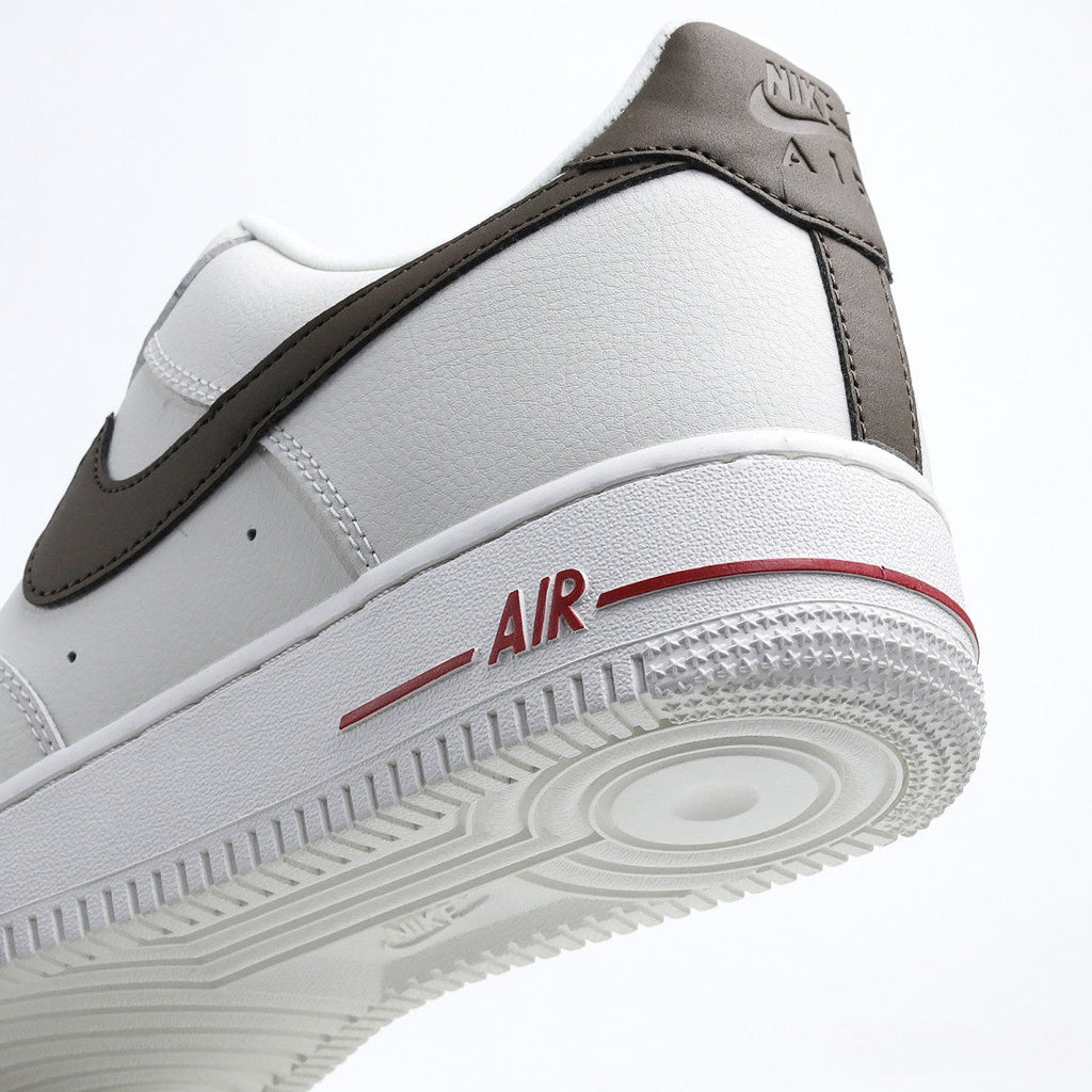 NIKE AIR FORCE 1 '07