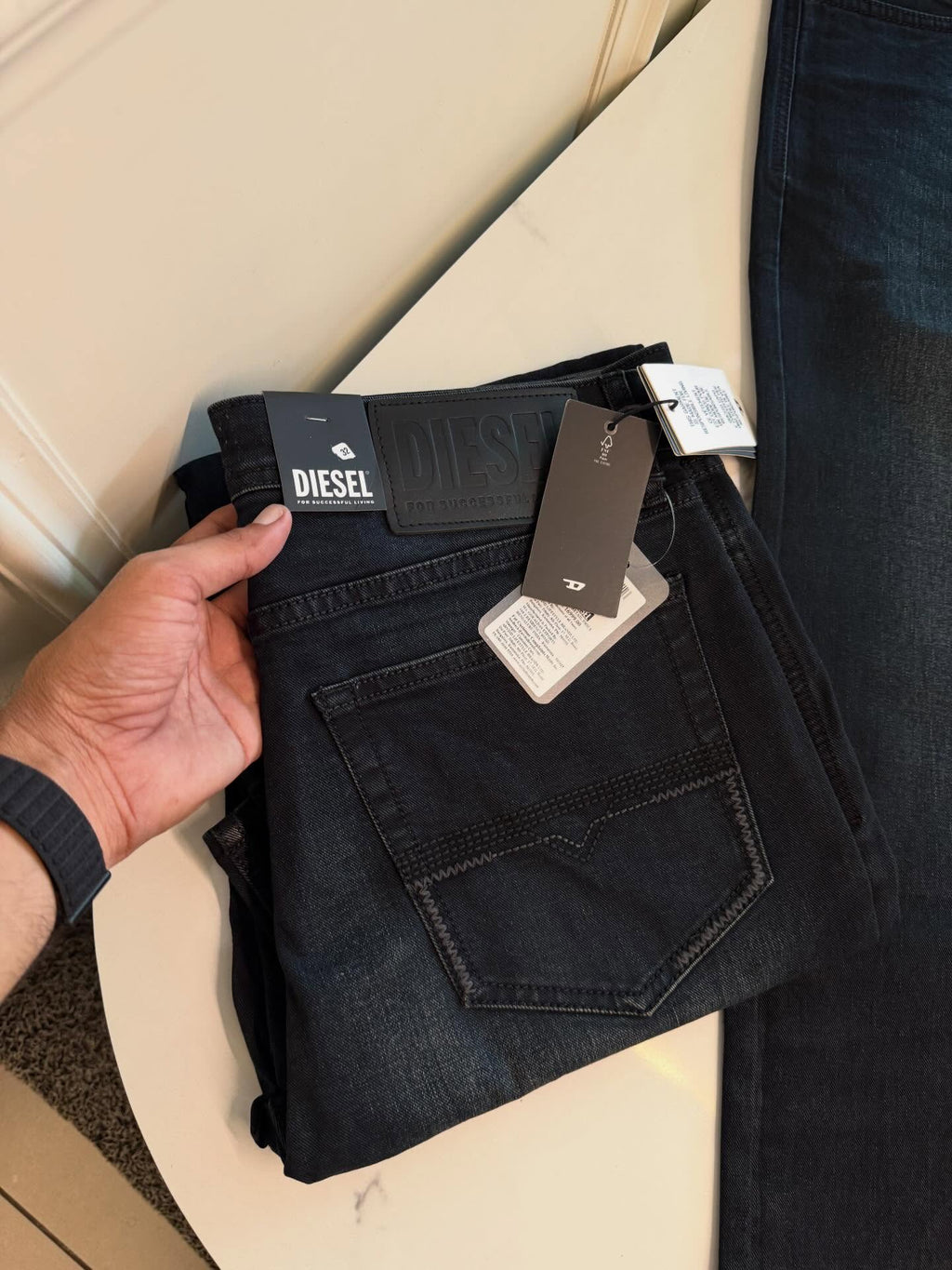 Men’s Black Regular-Fit Denim Jeans