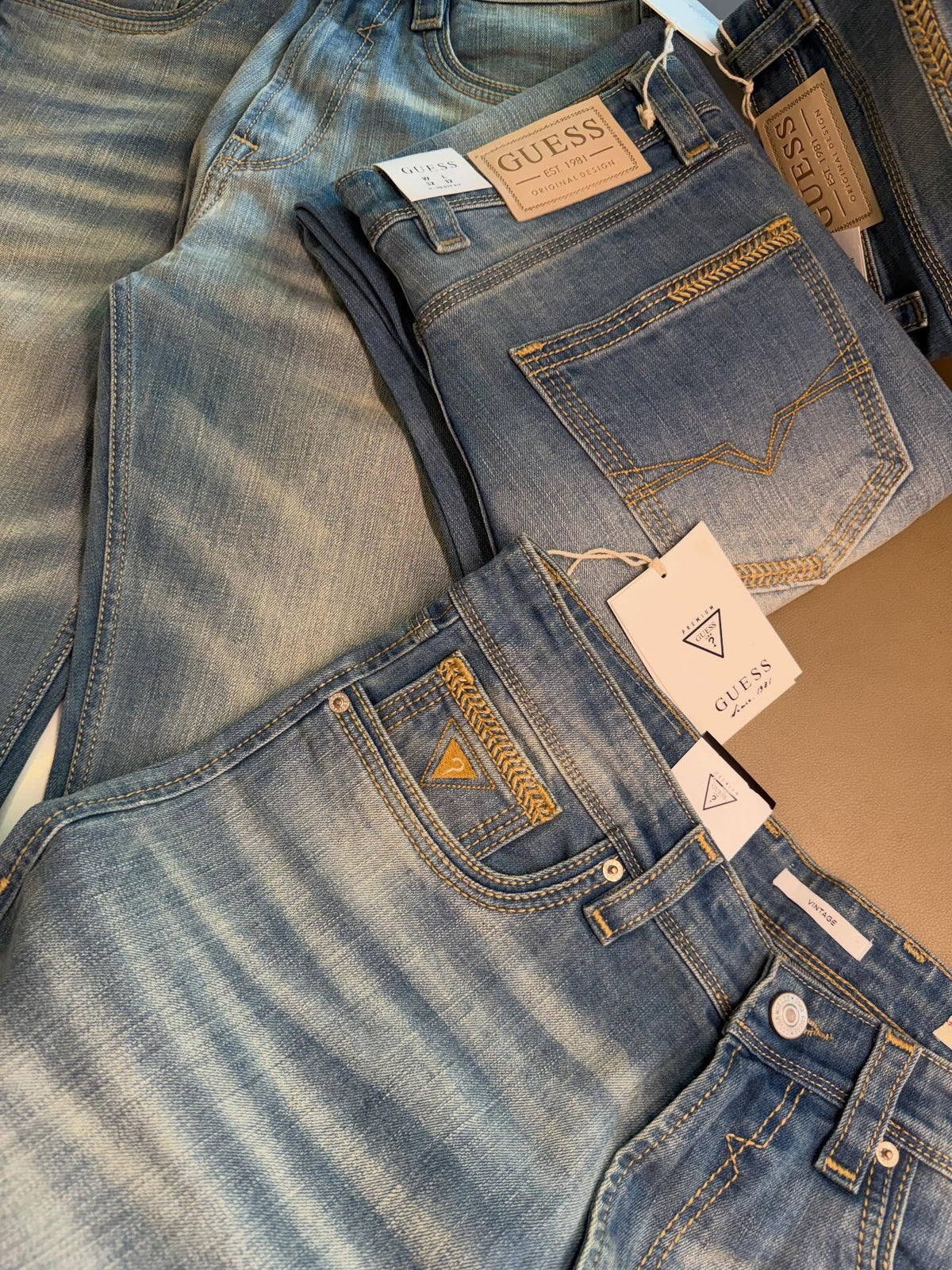 Men’s Light Blue Straight-Fit Denim Jeans
